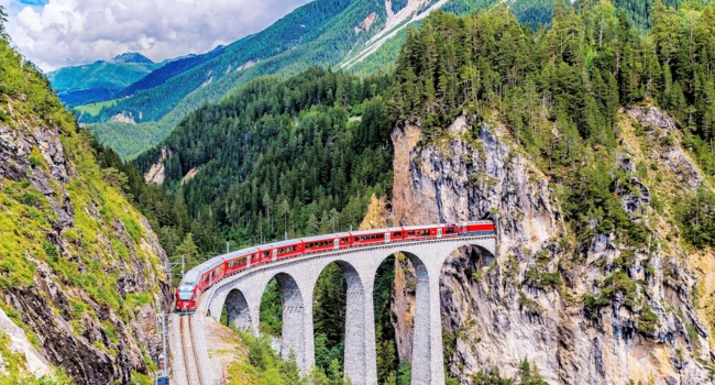 FANTASIA LAGOS DEL NORTE, MILAN CON BERNINA EXPRESS Y FRANCIACORTA
