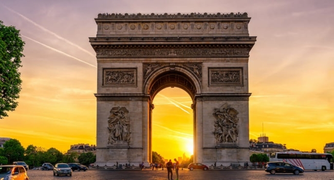 Dos Capitales - Paris y Londres