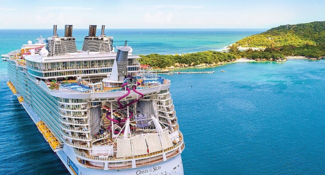 CRUCERISTAS A BORDO