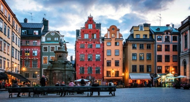 IMPERIO VIKINGO Y HELSINKI
