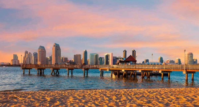 AGUAS Y TIERRAS DEL OESTE